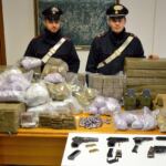 La droga sequestrata dai Carabinieri_