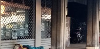 LA VITA DELLO SPIRITO – Servizi interrotti, poveri in strada: la burocrazia fermerà Gesù?